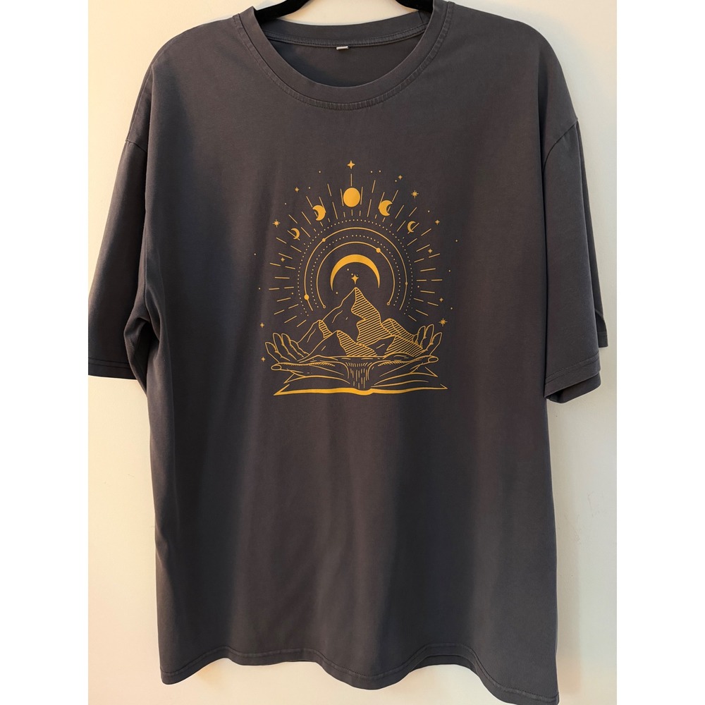 Women's Celestial Mountain Graphic Tee 2XL Charcoal Boho Sun Moon